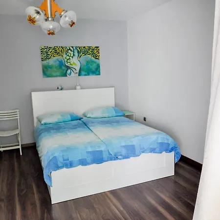 Πανσιόν Oriella Aparmtents